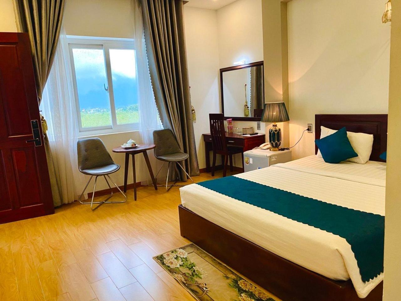Hotel My My Tay Ninh Екстер'єр фото